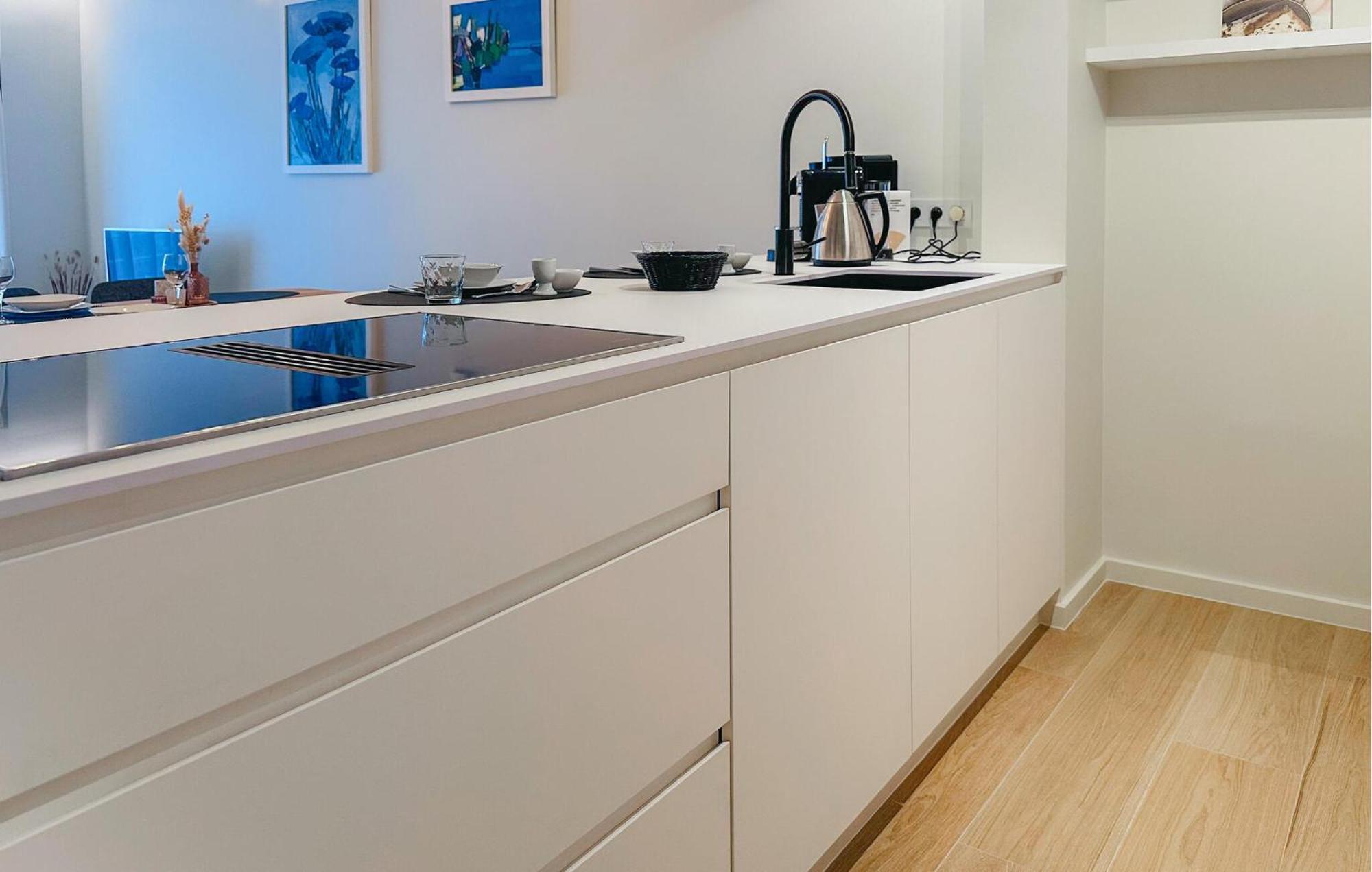 Gorgeous In With Kitchen